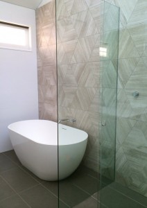 Marble bathroom feature wall