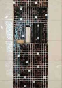 Bathroom niche mosaic