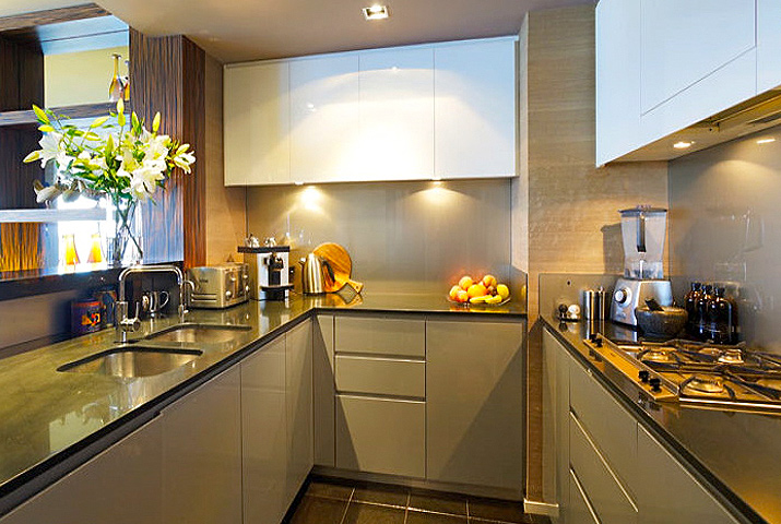 Small kitchen perfect finishes